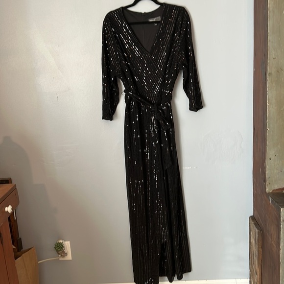 Donna Ricco Surplice Tie Waist Sequin Knit Jumpsuit size 18/20 - Picture 2 of 6